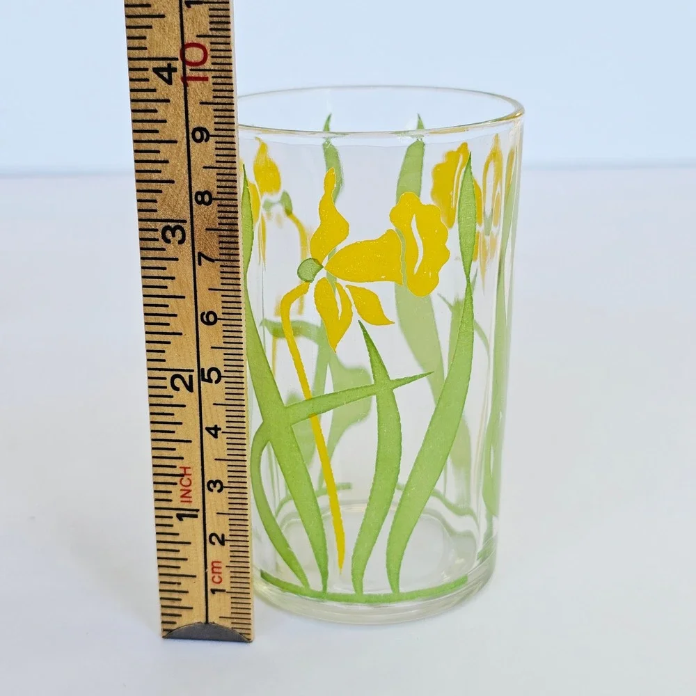 Vintage Daffodil Floral Juice Glass Yellow Green Retro Mid Century Tumbler 4